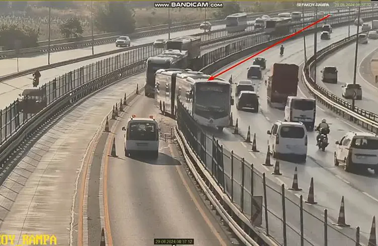 Metrobüs dehşetinde ifadeler ortaya çıktı! Metrobüs şoförü Düzgün Murat: Yolla ilgili bilgilendirme yapılmadı