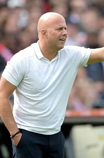 Liverpool’da teknik direktörlük görevine Arne Slot getiriliyor