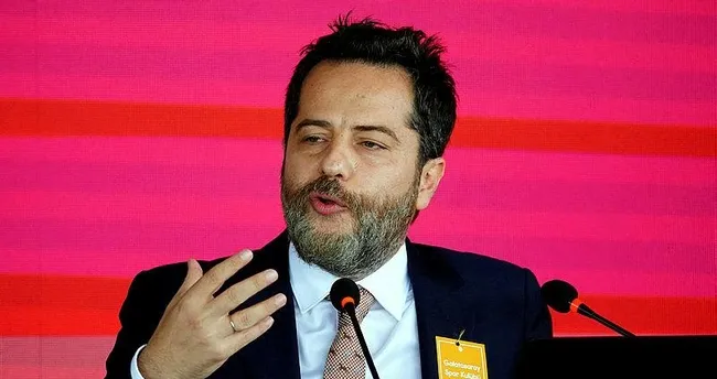 Galatasaray Başkanvekili Erden Timur PFDK’ya sevk edildi! Galatasaray Başkanvekili Erden Timur PFDK’ya sevk edildi!