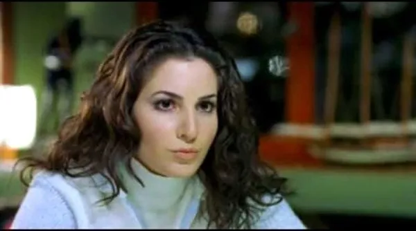 İşte ünlülerin eski halleri (Ebru Yaşar'ın estetiksiz hali)