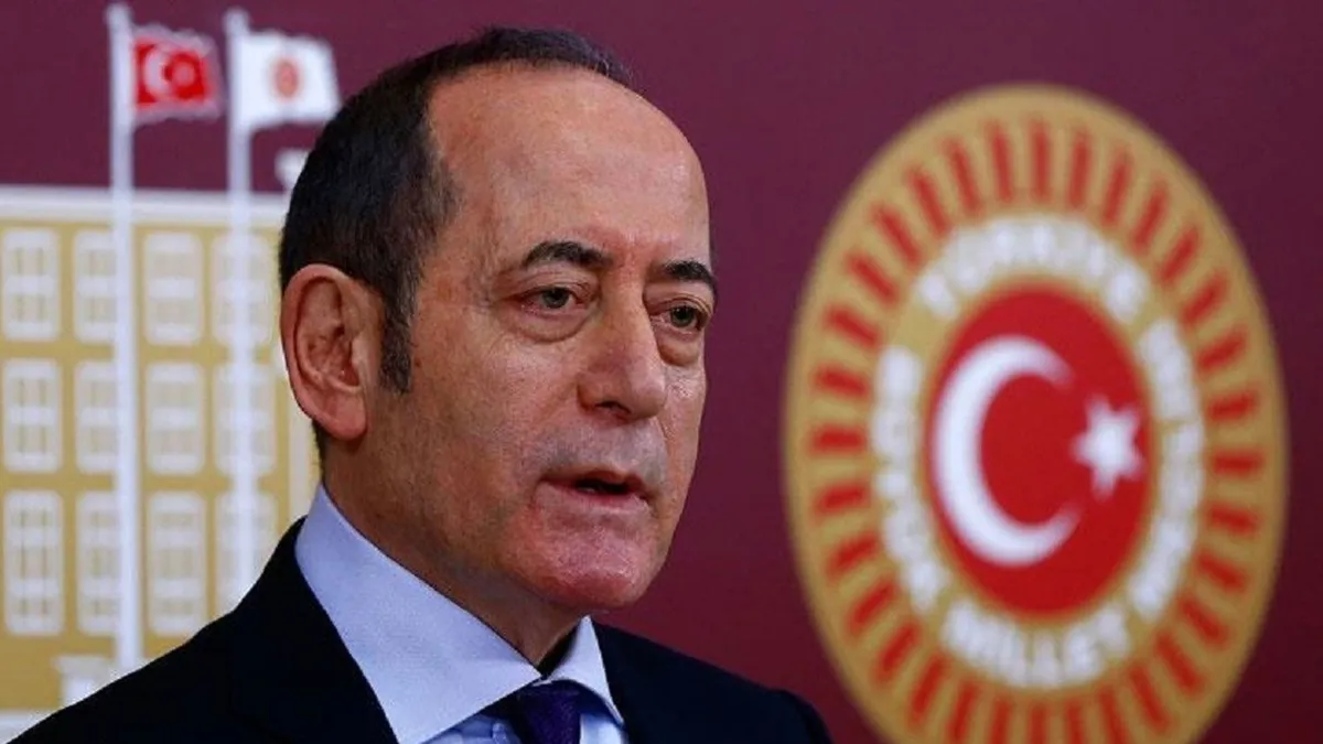 CHP’li Hamzaçebi’den parti yönetimine zehir zemberek sözler: ‘CHP’de esas sorun iki başlı yönetimdir’ CHP’li Hamzaçebi’den parti yönetimine zehir zemberek sözler: ‘CHP’de esas sorun iki başlı yönetimdir’
