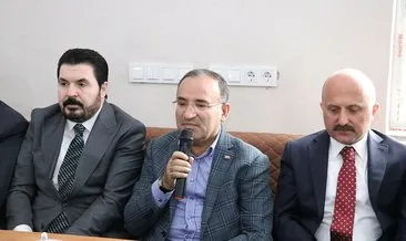 Adalet Bakanı Bekir Bozdağ taziye evinde Kur’an-ı Kerim tilavetinde bulundu
