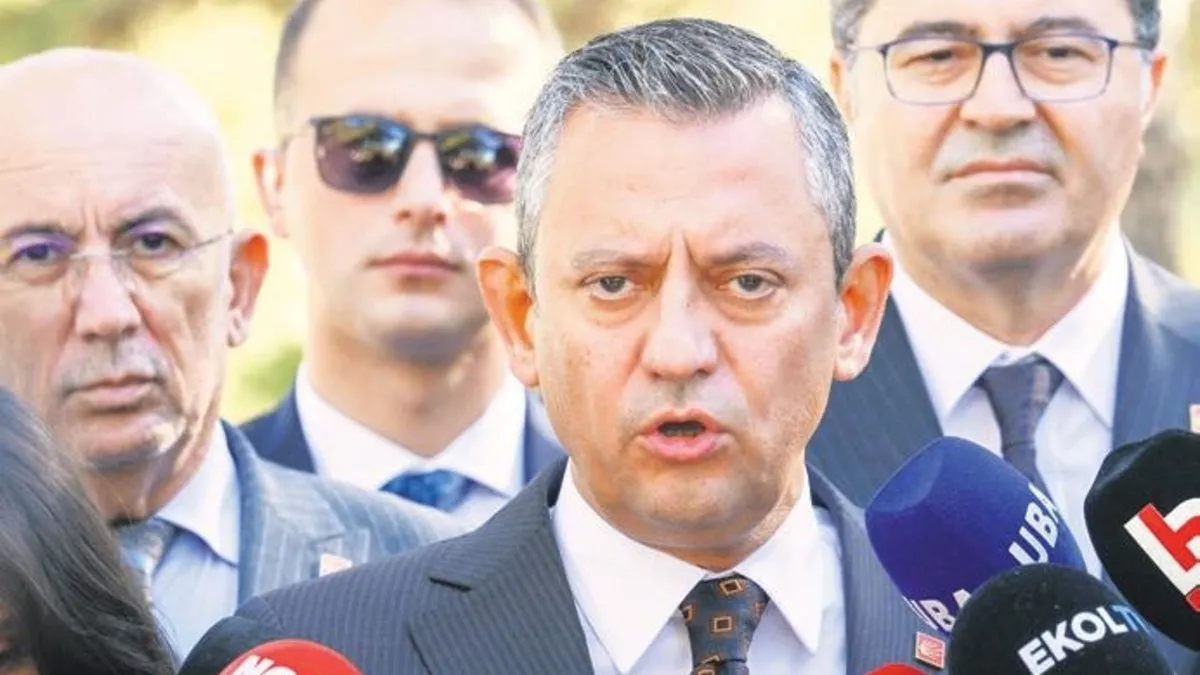 Özgür Özel yine DEM Parti ağzıyla konuştu Özgür Özel yine DEM Parti ağzıyla konuştu