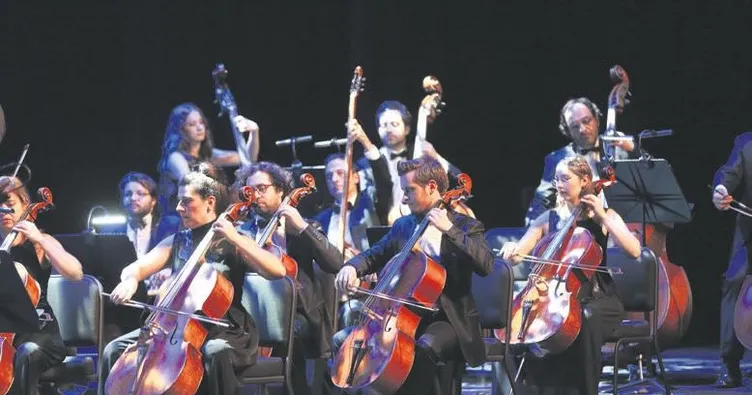 Zeki müren’in unutulmaz şarkıları sahnede