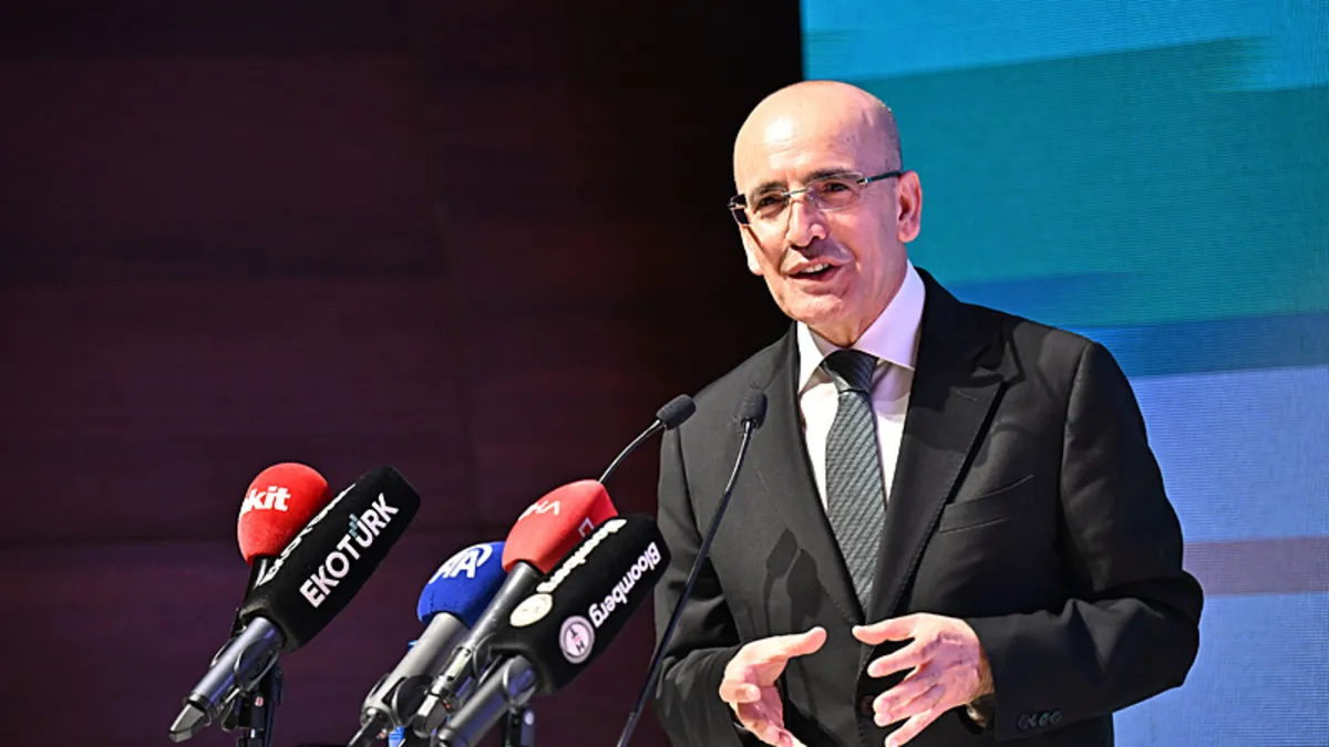 Bakan Şimşek'in Londra programı başlıyor