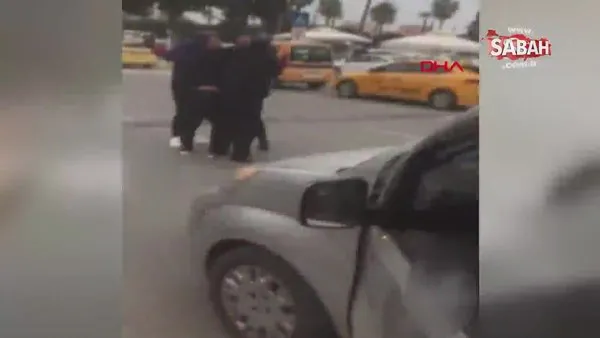 Adana'da havalimanında bir kişiyle tartışan Hasan Şaş, güçlükle sakinleştirdi | Video