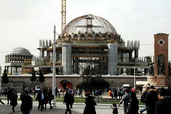 Taksim Camii'nde sona gelindi!