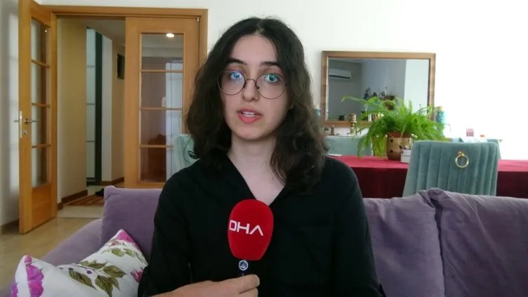 İşte YKS Türkiye şampiyonları: Selin Aşıkiraz ve Zeynep Dila Kuyucu başarının sırrını açıkladı!