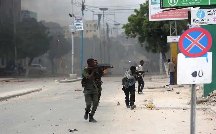 Somali’nin başkenti Mogadişu’da otele silahlı saldırı: 7 ölü