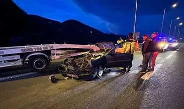 Otomobil kağıt gibi ezildi: 2 ölü, 1 yaralı #ankara