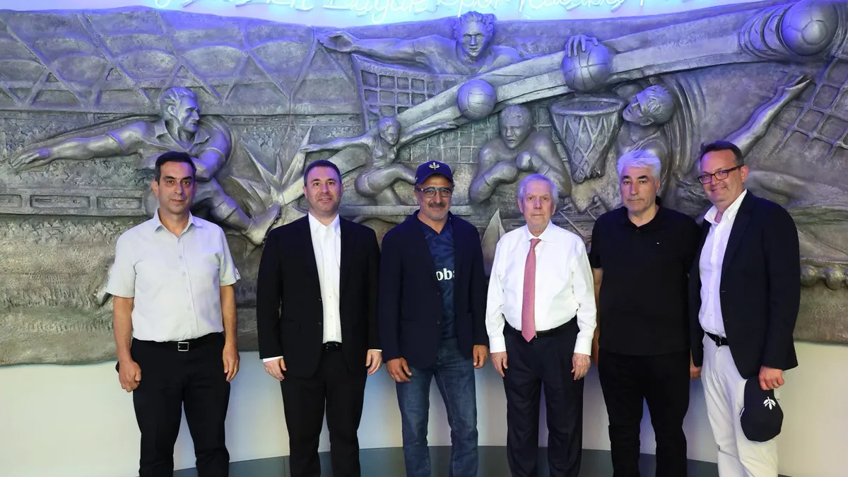 Hamdi Ulukaya ve Aziz Yıldırım bir arada