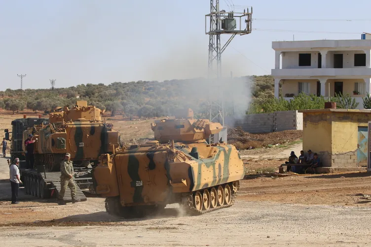 Sınırda askeri hareketlilik devam ediyor!