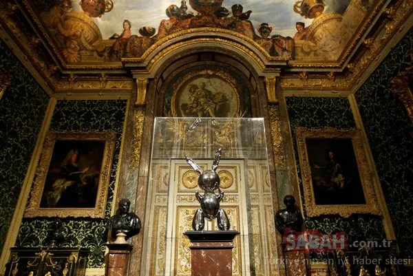 ABD'li heykeltraş Jeff Koons'un 'Tavşan' heykeli rekor fiyata satıldı