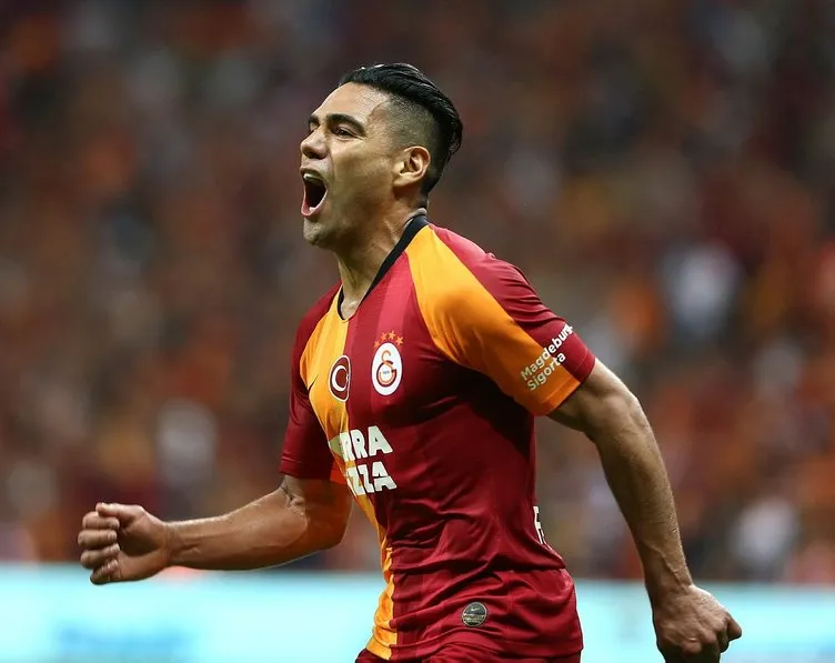Galatasaray’da Falcao’ya Caner Erkin freni