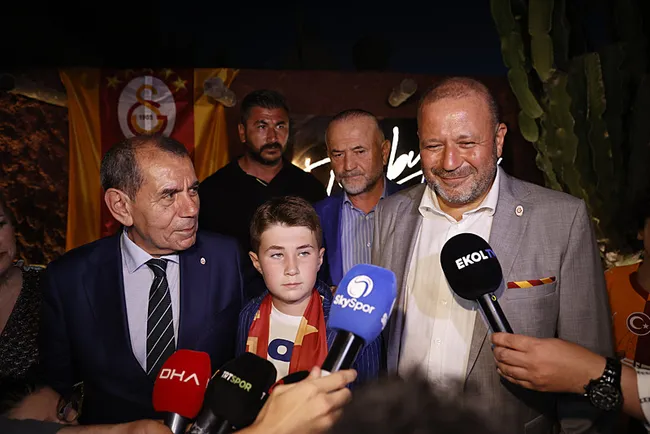 galatasarayda-baskan-dursun-ozbekten-transfer-aciklamasi-osimhen-ve-kaleci-transferi-1751061570217.jpg