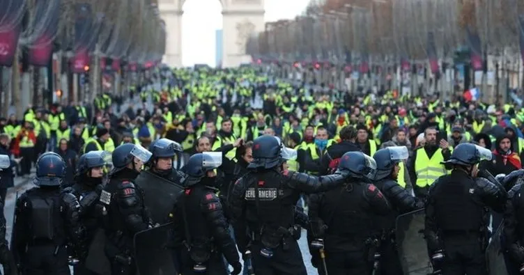 Fransa’da sarı yeleklilerin eylemleri 6. ayını doldurdu