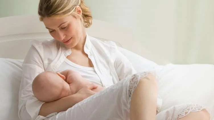 Bebeğinizi sütten kesmek için en iyi zamanı nasıl anlarsınız?