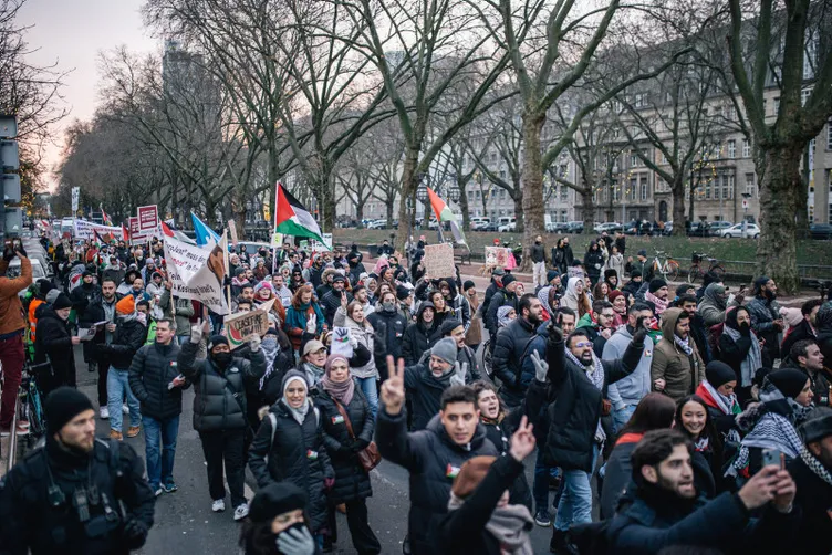 Dünya Gazze için ayakta! Beyaz Saray önünde 'Ölüm' protestosu....