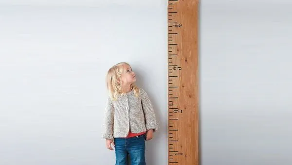 Çocuğunuzun kısa boylu kalmasını istemiyorsanız önleminizi alın!