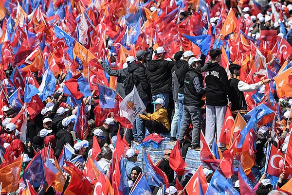 son-dakika-tarihi-kalabalik-dev-govde-gosterisi-baskan-erdogandan-yuzyilin-mitinginde-onemli-mesajlar-1683465665894.jpg