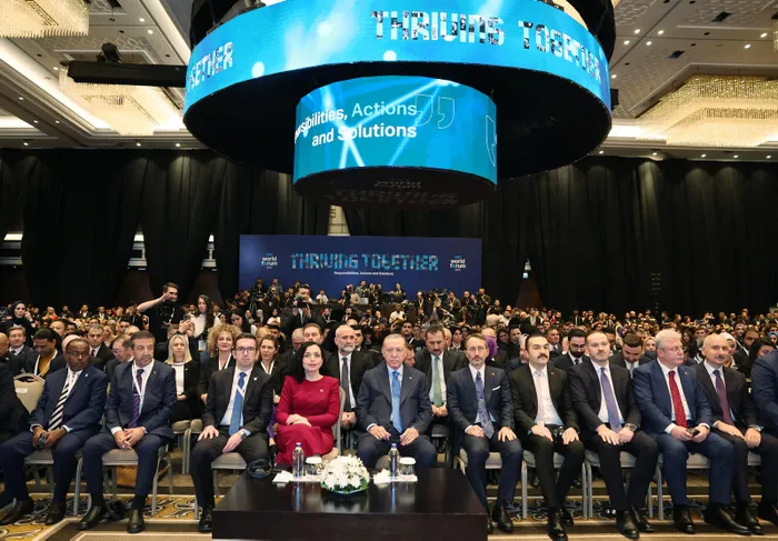 Başkan Erdoğan: Postallı medya mensuplarını unutmayacağız