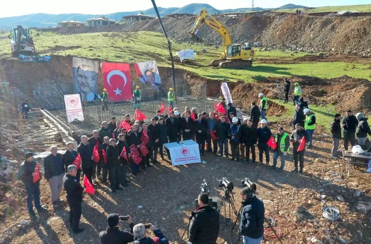 Afet konutları yükseliyor! Sıra Elazığ’da: Başkan Erdoğan bölgeye gidiyor