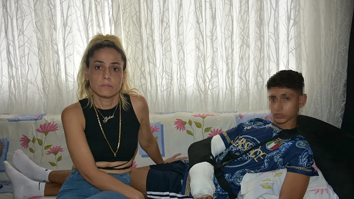 İzmir’de pencereden sarkıtılan 15 yaşındaki çocuk 8 metreden düştü!
