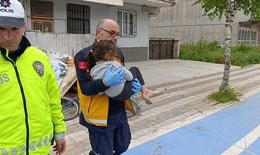 Oyun oynarken moloz çuvallarının üzerine düştü! Küçük çocuk hastaneye kaldırıldı #bursa
