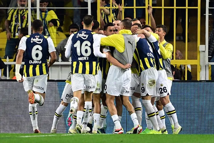Son dakika haberleri: Fenerbahçe’nin U19 kararı büyük tepki çekti! “Bu çocuklara yazık”  Süper Kupa öncesi o isimler Ali Koç’a seslendi…
