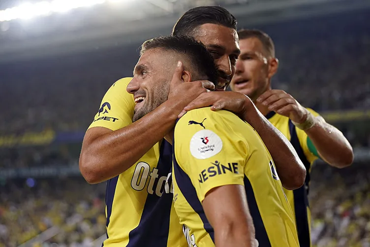 Son dakika haberi: Fenerbahçe’nin Amrabat transferinde bomba gerçek ortaya çıktı! Dünya devi araya girmiş ancak...