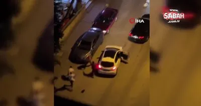 Kadıköy’de sürücülerin tekmeli yumruklu kavgası kamerada | Video