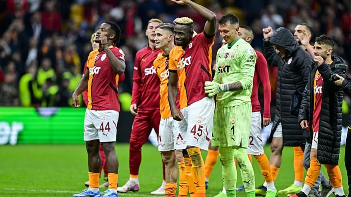 Galatasaray'da ayrılık sinyali: Menajeri İstanbul'da!