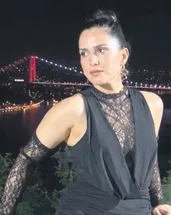 Genç kızın otelde sır ölümü
