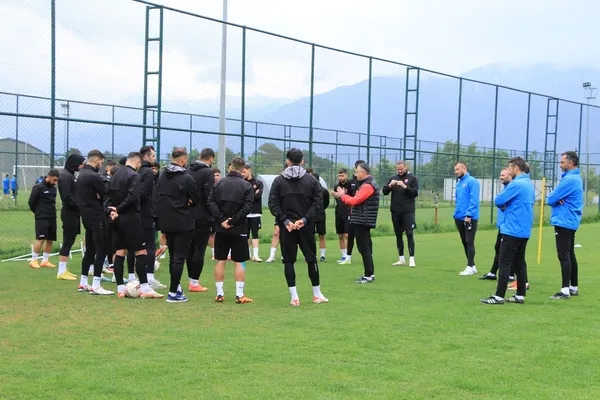 24erzincanspor-igdir-fk-macina-hazir-hedef-1-lig-1715453371364.jpg