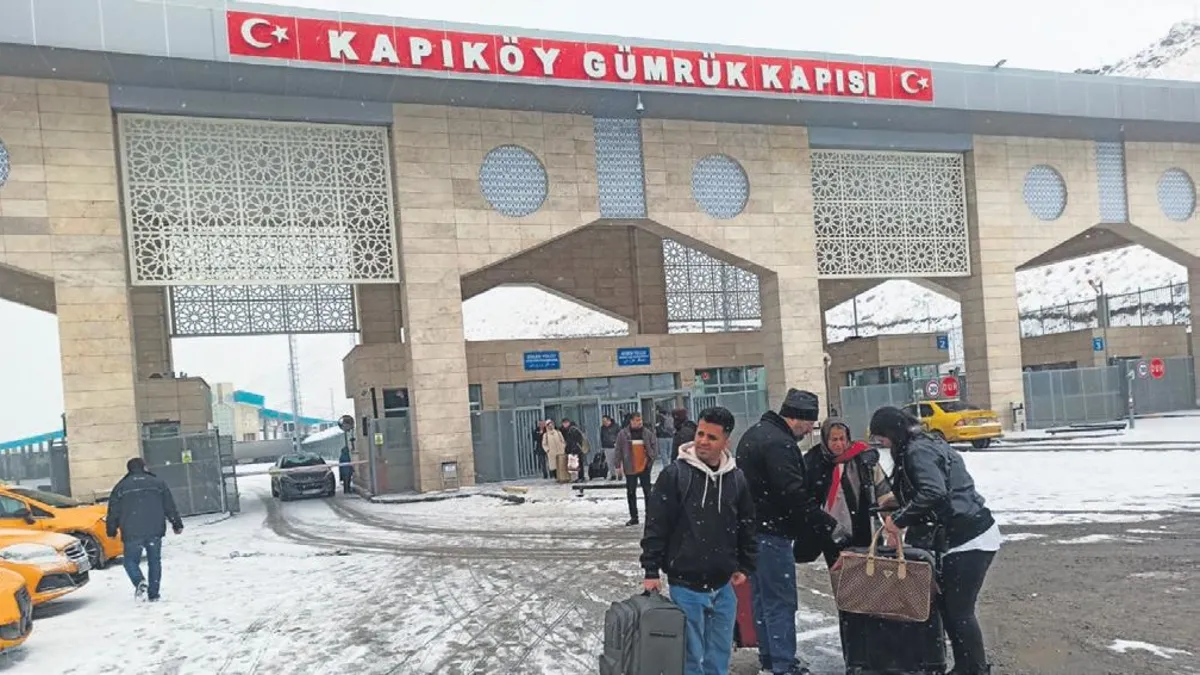 SABAH, Van’daki sınır kapısında İranlılarla konuştu: Aç kalırız ama toprağımızı vermeyiz