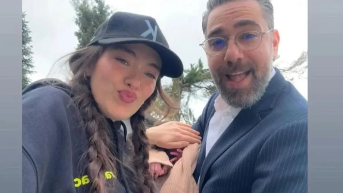 Oğlu Aziz’i kucağına almıştı! Neslihan Atagül’den annelik açıklaması Oğlu Aziz’i kucağına almıştı! Neslihan Atagül’den annelik açıklaması