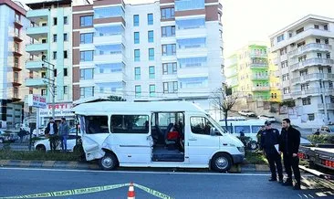 Trabzon’da yolcu minibüsü ile tır çarpıştı: 3 ölü, 18 yaralı