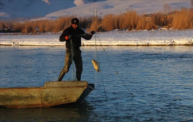 Zorlu şartlarda balık avlama teknikleri!