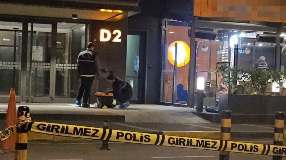 Şişli’de gece yarısı silahlı saldırı: 1 yaralı Şişli’de gece yarısı silahlı saldırı: 1 yaralı