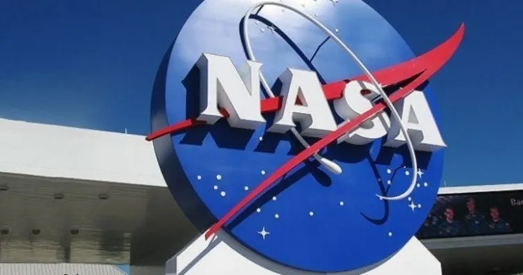 NASA Ay’a iki astronot göndermeyi planlıyor