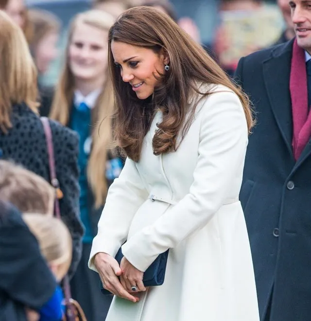 Kate Middleton doğuma gitt