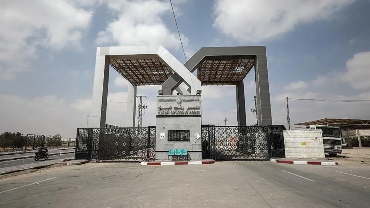 AB: Refah Sınır Kapısı’ndan 838 yolcu geçiş yaptı AB: Refah Sınır Kapısı’ndan 838 yolcu geçiş yaptı