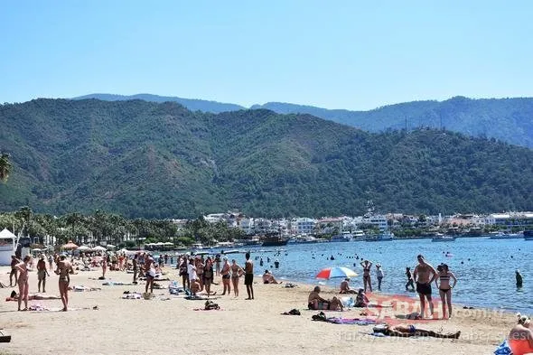 Marmaris doldu taştı yüzler gülüyor
