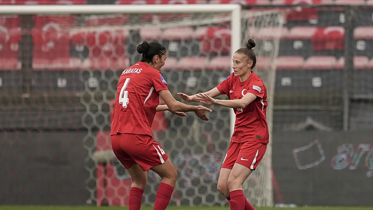 A Milli Kadın Futbol Takımı, Malta karşısında farka koştu! A Milli Kadın Futbol Takımı, Malta karşısında farka koştu!