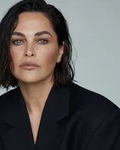 Hülya Avşar’dan Erkan Petekkaya’ya Sakın üzülme notu...
