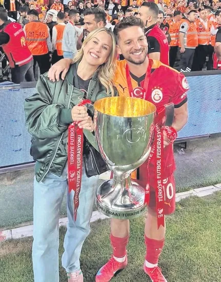 turkiye-sevdasini-seramiklere-isledi-1783179915260.jpeg