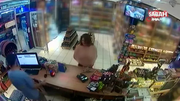 Denizli'de şoke eden görüntü! Bir kadın markete yarı çıplak girip alışveriş yaptı | Video