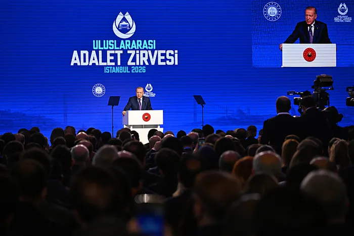 son-dakika-baskan-erdogandan-cok-net-gazze-mesaji-turkiye-gerekirse-sikinti-ceker-ama-haksizliga-ugrayanlara-s-1791537799172.jpg Son Dakika | Başkan Erdoğan'dan çok net Gazze mesajı: Türkiye gerekirse sıkıntı çeker ama haksızlığa uğrayanlara sırtını dönmez