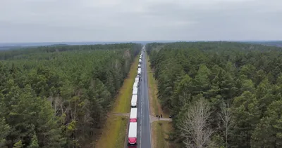 Sığınmacılar yığıldı! Belarus-Polonya sınırında kilometrelerce TIR kuyruğu oluştu