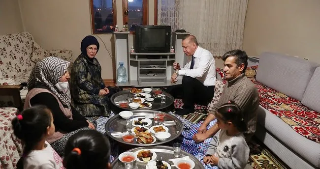Başkan Erdoğan'dan sürpriz iftar ziyareti! Yürek ısıtan kareler